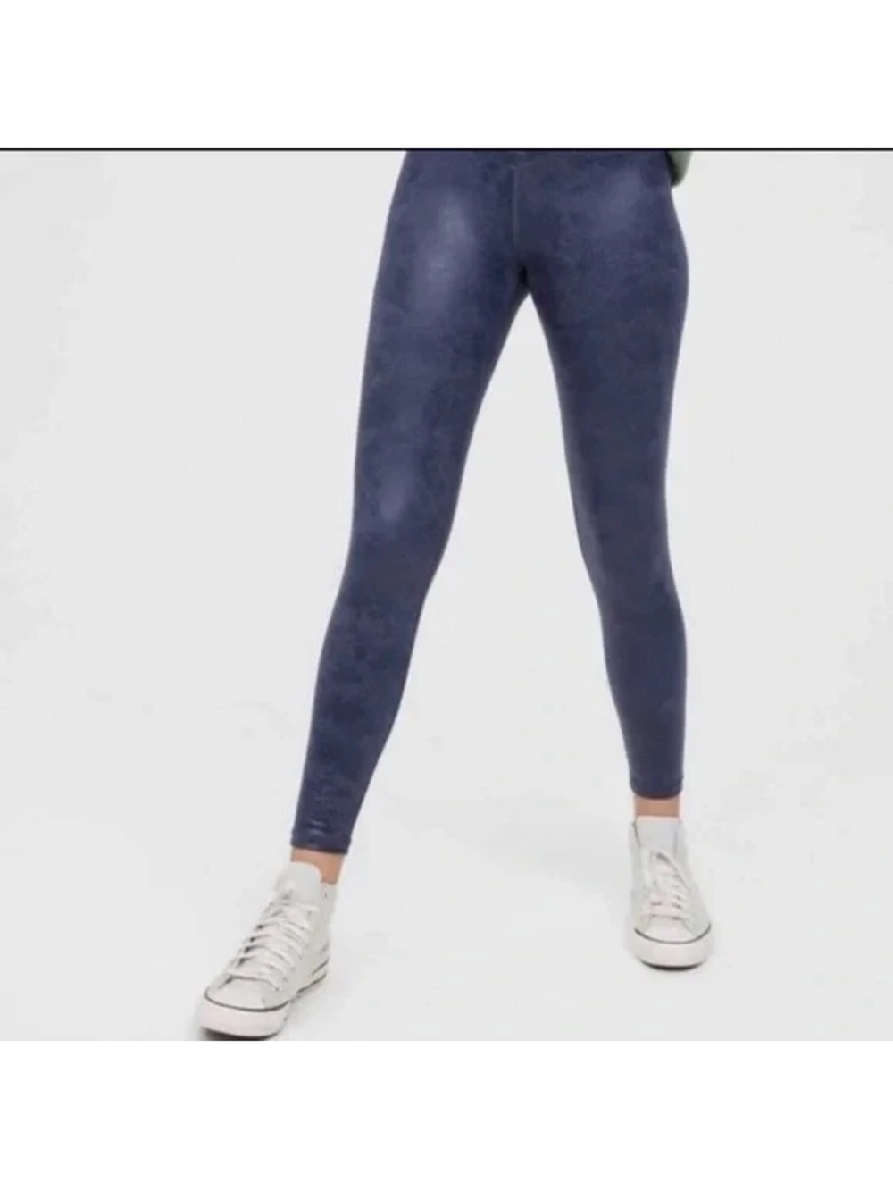 Offline by Aerie The Hugger Crackle Navy Blue Leggings Crop Ankle Like New Mediu
